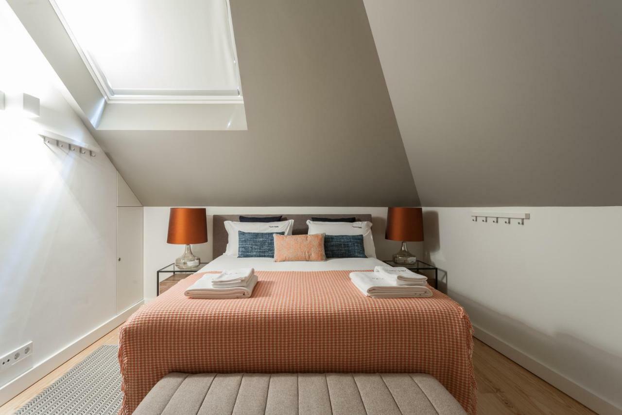 Flh Bairro Alto Design Flat Apartment Lisbon Luaran gambar